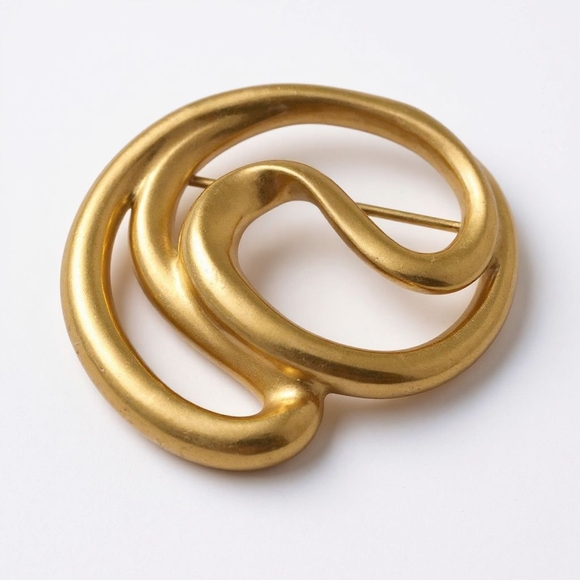 Brooch - Picture 1 of 2